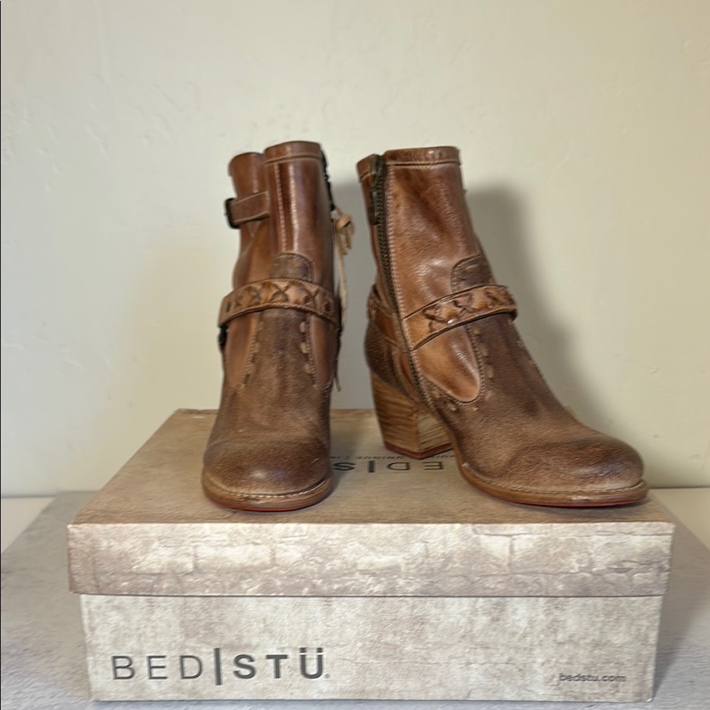 Bed|Stu Women’s Octane Tan Leather Ankle Boots | Size 6.5 - Picture 2 of 5